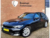 BMW 3-serie Touring 330e 292PK Camera. Trekhaak, M-stuur, Carplay, DAB