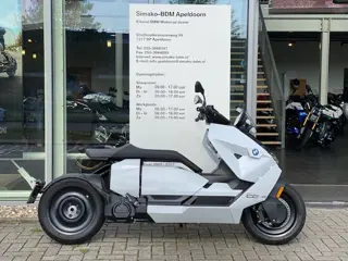 BMW CE 04 (bj 2024, automaat)