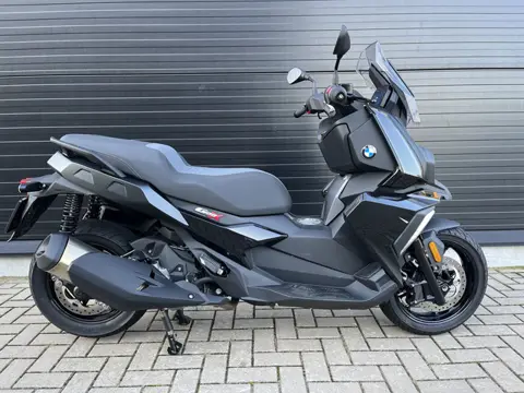 BMW C 400 X (bj 2023, automaat)