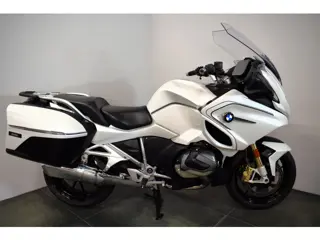 BMW R 1250 RT Option 719 Mineral white metallic (bj 2021)