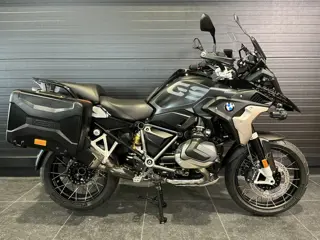 BMW R 1250 GS Triple Black (bj 2021)