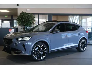 CUPRA Formentor 1.4 e-Hybrid VZ 245PK Pano Trekhaak Cam ACC Elekt Stoel Elekt Achterklep