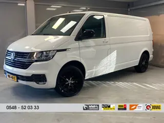 Volkswagen Transporter L2H1 | Black & White | 2.0 TDI 110pk |18"LM VELGEN | Navigatie | Betimmering 