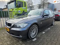 BMW 3-serie Touring 318i *apk:01-2027*