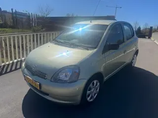 Toyota Yaris 1.3-16V VVT-i Sol (bj 2003, automaat)