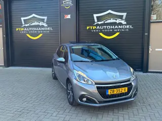 Peugeot 208 1.2 PureTech Allure pano& nieuwe distributieriem