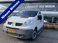 Renault Trafic 2.0 dCi T27 L1H1 Eco Airco - Cruise control - Parkeersensor achter - Trekhaak - Zijsc