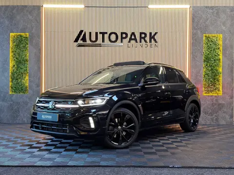 Volkswagen T-ROC 1.5 TSI R-Line Business+ 3x R-LINE|PANO|VIRTUAL|KEYLESS|IQLIGHT|SFEERVERLICHTING|GA