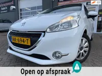 Peugeot 208 1.2 VTi Allure met parkeersensoren en bluetooth telefoon en cruise controle