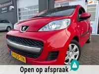 Peugeot 107 1.0-12V XR met airco en bluetooth telefoon / media