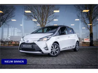 Toyota Yaris 1.5 Hybrid Y20 Exclusive Edition ** Navigatie ** Camera
