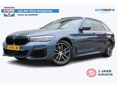 BMW 5 Serie Touring 530e xDrive M-sport | Incl. 12 maanden garantie | Assisted driving | Uitklapbare