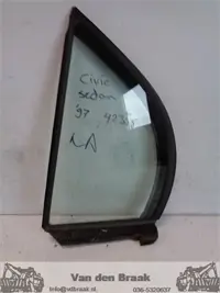 Honda Civic Sedan 1995-2001 Driehoekruit links achter