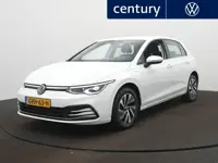 Volkswagen Golf 1.4 eHybrid Style Navigatie - LED - Ergo-Active bestuurdersstoel - PDC - Stoelverwar