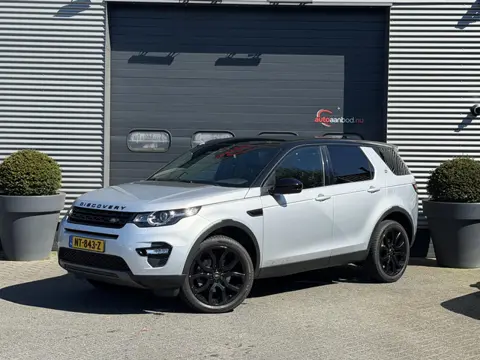 Land Rover Discovery Sport 2.0 eD4 E-Capability SE | Panoramadak | Lane Assist | Camera | Stuur/Stoe