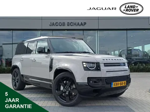 Land Rover Defender 110 2.0 P300e 110 Dynamic Edition | DEMO | Zeer compleet | Gekoelde voorstoelen 