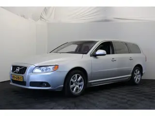 Volvo V70 2.0 T5 Momentum Let op! auto rijd niet (bj 2013)