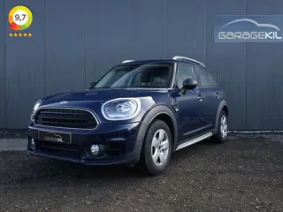 Mini Mini Countryman 1.5 One Orig. NL / NAV / Carplay / PDC / Auto verlichting / Facelift / Bluetoot