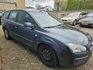 Ford FOCUS Wagon 1.6-16V Ambiente (bj 2007)