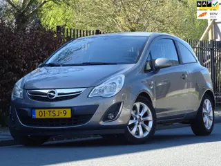 Opel Corsa 1.2-16V Anniversary Edition NAP/AIRCO/CRUISE/APK