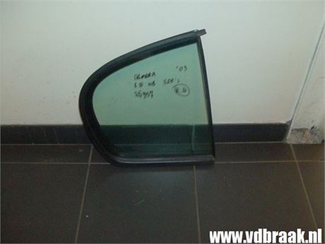 Nissan Almera N16 5 drs 2002-2007 Scheerraam rechts achter