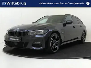 BMW 3 Serie Touring 330e xDrive High Executive | Stoel en Stuurverwaming  | M-Sport | Elektrische Ac