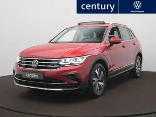 Volkswagen Tiguan 1.4 TSI eHybrid Elegance Automaat - Panoramisch schuif-kanteldak - LED - Navigatie