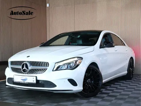 Mercedes-Benz CLA-Klasse 200 Prestige AMG automaat PANODAK 017