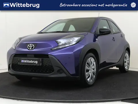 Toyota Aygo X 1.0 VVT-i MT Play YP (bj 2023)