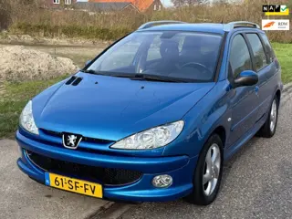 Peugeot 206 SW 1.4-16V Air-line 3 ECC Electric pakket Audio/CD LMV 15" Colorpakket ABS Getint glas D