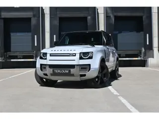Land Rover Defender 110 2.0 P400e 110 HSE (bj 2021)