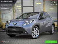 Toyota Aygo X 1.0 VVT-i MT first | Stoelverwarming | Climate Control | Camera | Led | ACC | Licht- r