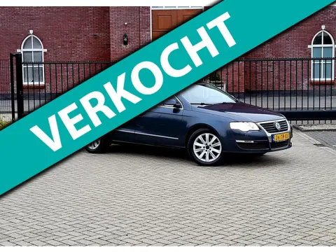 Volkswagen Passat 2.0 FSI Comfortline / Airco / Cruise control Trekhaak / Nap / Climate control