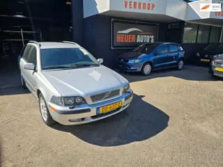 Volvo V40 1.6 NW APK EN BEURT AIRCO CRUISE