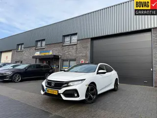 Honda Civic 1.0 i-VTEC Executive | 2E EIGENAAR | 12MND GARANTIE | AUTOMAAT | PANO | DAB | LED | CARP