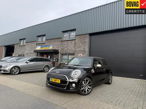 MINI Mini 1.5 Cooper Chili | 12MND GARANTIE | AUTOMAAT | PANODAK | LED | DAB | LEDER | DEALER ONDERH