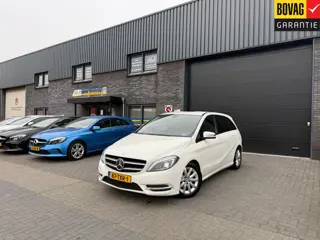Mercedes-Benz B-Klasse 180 Ambition | 12MND GARANTIE | CRUISE | XENON | LMV | TREKHAAK | NAVI |