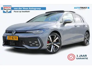 Volkswagen Golf 1.5 eHybrid GTE | Panorama dak | Stoel/Stuur verwarming | 360° Camera | Schuif/Kante