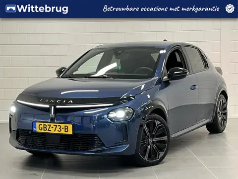 Lancia Ypsilon Edizione Cassina Limitata 51 kWh FULL LED | STOELVERWARMING | NAVIGATIE | ZEER LUXE A