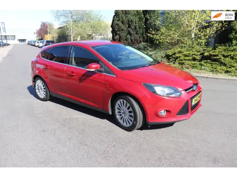 Ford Focus 1.6 EcoBoost Titanium Advertentie goed lezen!!!!