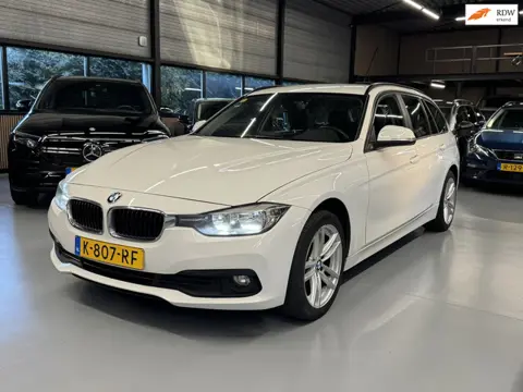 BMW 3-serie Touring 318d Automaat/Facelift/Led 2016