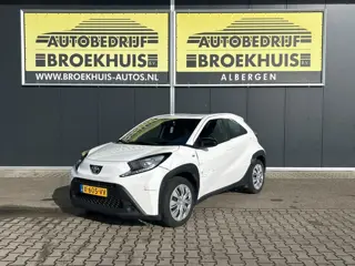 Toyota Aygo X 1.0 VVT-i MT Play (bj 2024)