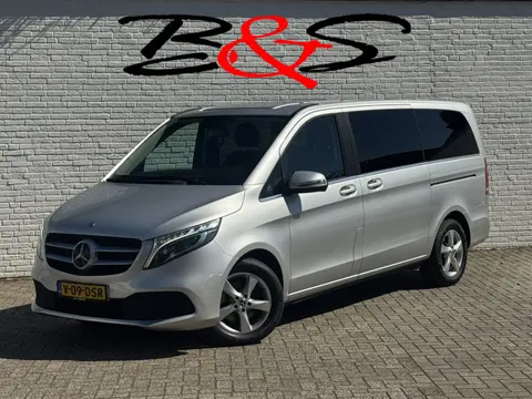 Mercedes-Benz V-KLASSE 300d Lang 9G M-bux Leder Elektrische klep Trekhaak afneembaar Camera Verwarmd