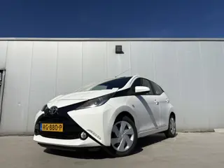 Toyota Aygo 1.0 VVT-i x-play | Achteruitrij camera