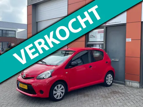Toyota Aygo 1.0 VVT-i Comfort APK 09-2026 AIRCO CNTRL NAP ELEK RAMEN