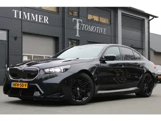 BMW 5 Serie M5 Sedan - Zwart leder - Panoramadak 20 inch 951M - Bowers & Wilkins