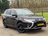 Mitsubishi Outlander 2.0 PHEV instyle /Trekhaak/Navi/Camera/Automaat/