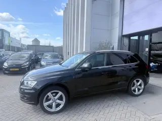 Audi Q5 2.0 TFSI quattro Automaat! Export/Handel! RIJDT EN SCHAKELT ZEER GOED.