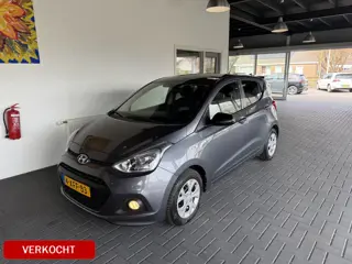 Hyundai i10 1.0i i-Motion AIRCO / Getinte ramen / Nieuw Model