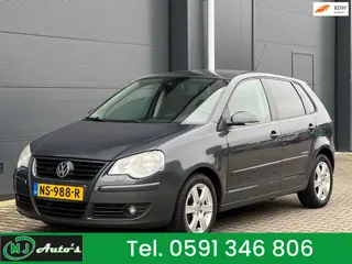 Volkswagen Polo 1.2 EASYLINE + 5DRS + AIRCO + LMV